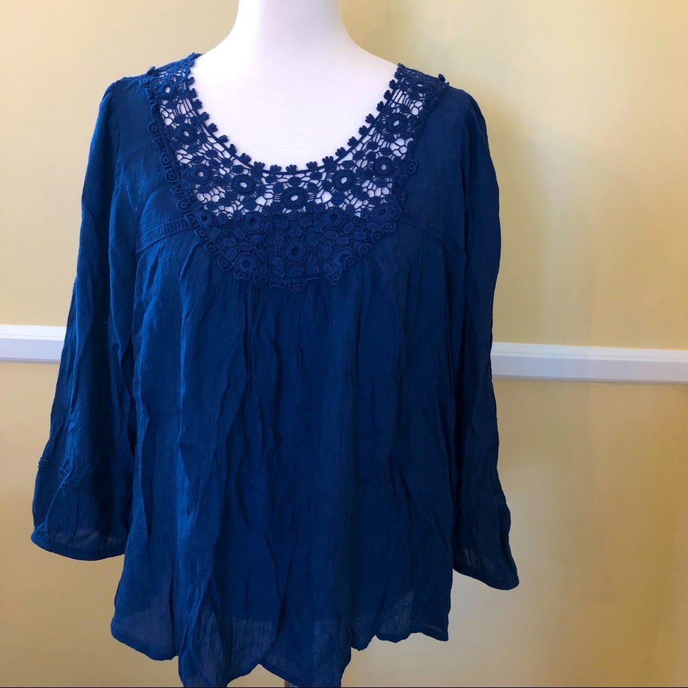 Women’s Liz Claiborne Navy Blouse